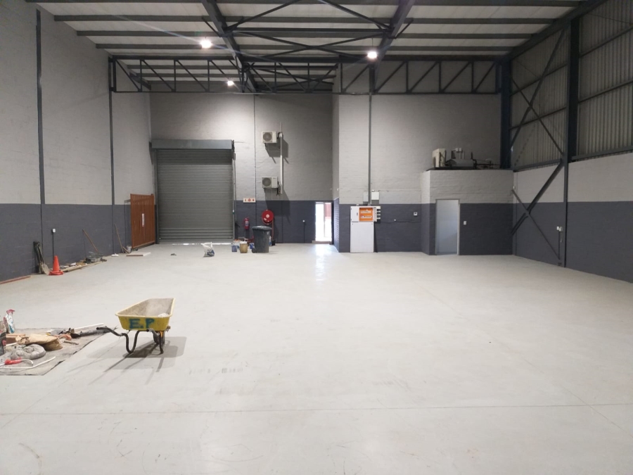 To Let Commercial Property for Rent in Stikland Western Cape
